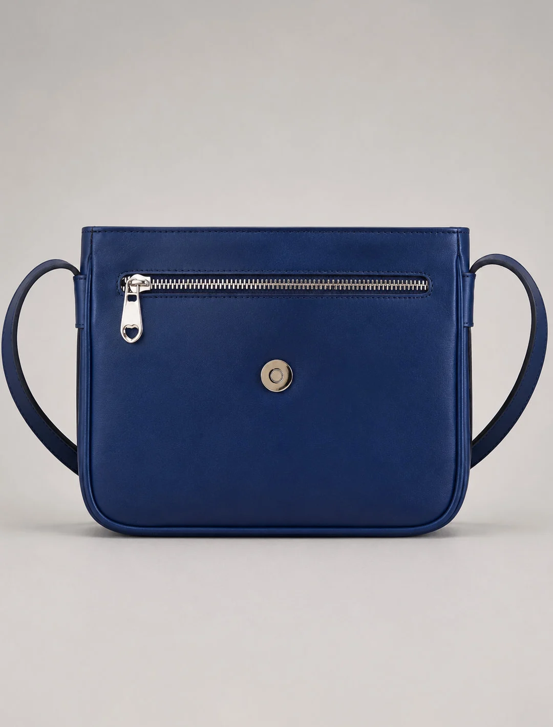 Arc Flap Crossbody, detail